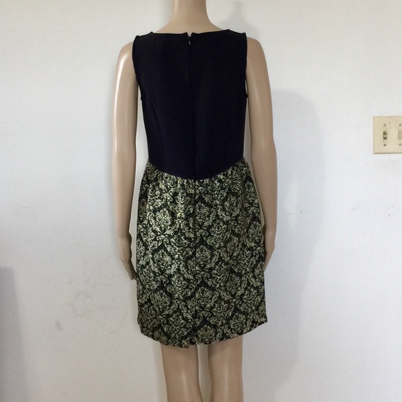 Loft Dress - Picture 5 of 6